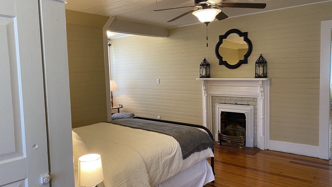 Photo of Bedroom in Soddy-Daisy