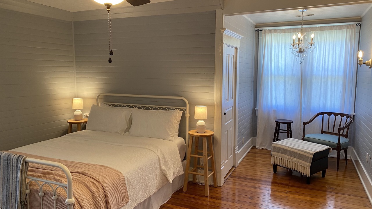 Photo of Bedroom in Soddy-Daisy
