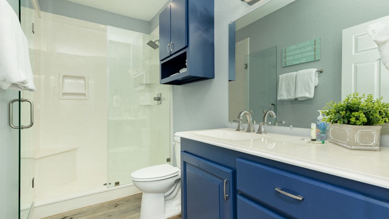 Photo of Bathroom in Jamaica Beach