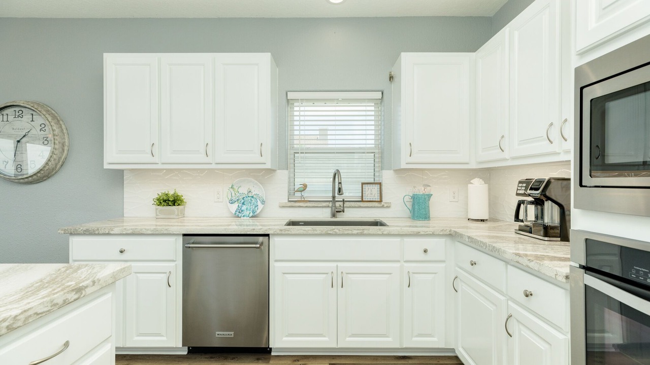 Photo of Kitchen in Jamaica Beach