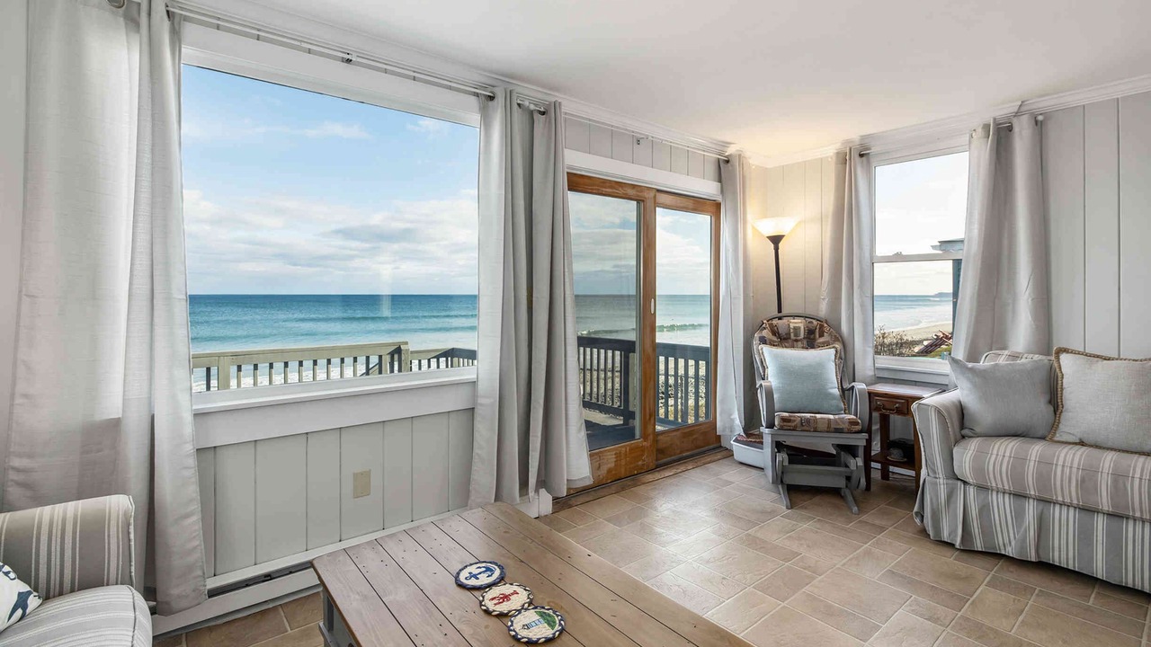 Photo of Livingroom in Wells Beach