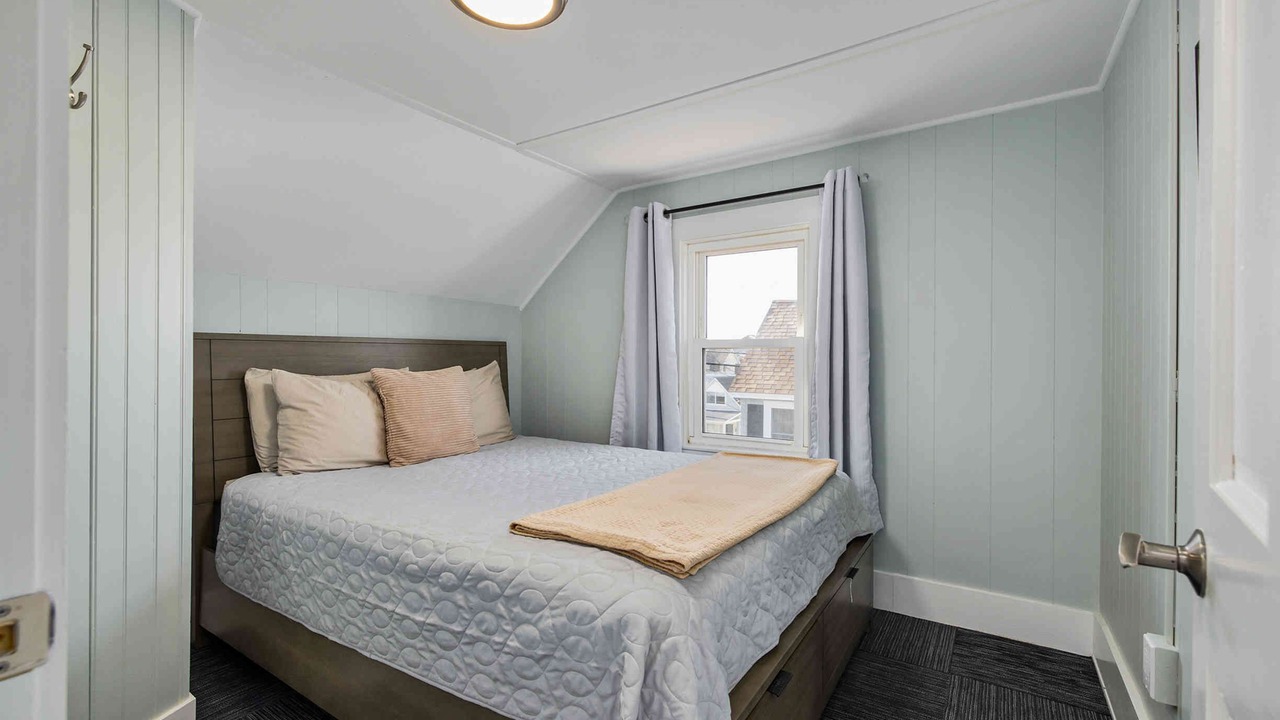 Photo of Bedroom in Wells Beach