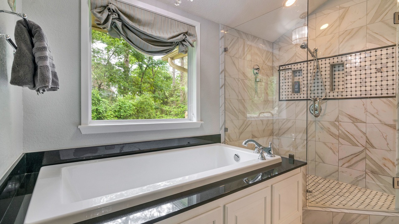 Photo of Bathroom in Holly Lake Ranch