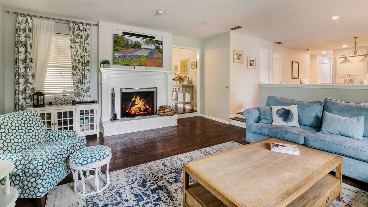 Photo of Livingroom in Holly Lake Ranch