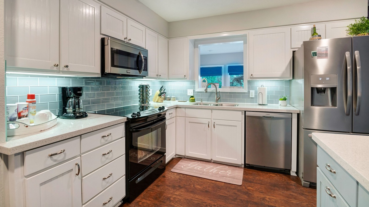 Photo of Kitchen in Holly Lake Ranch