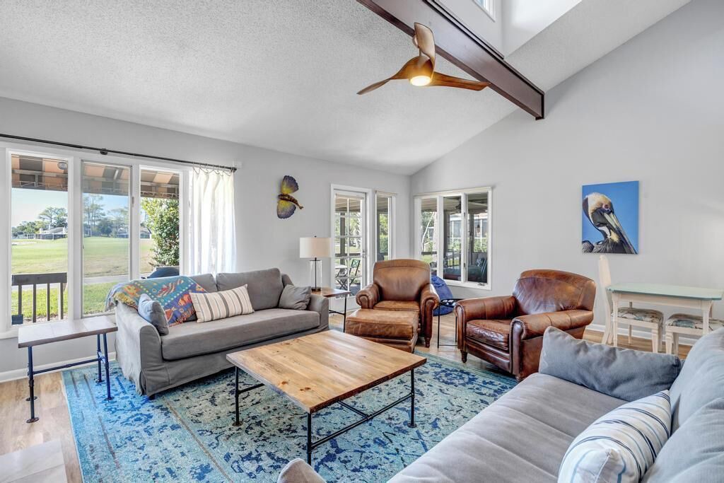 Photo of Livingroom in Sawgrass
