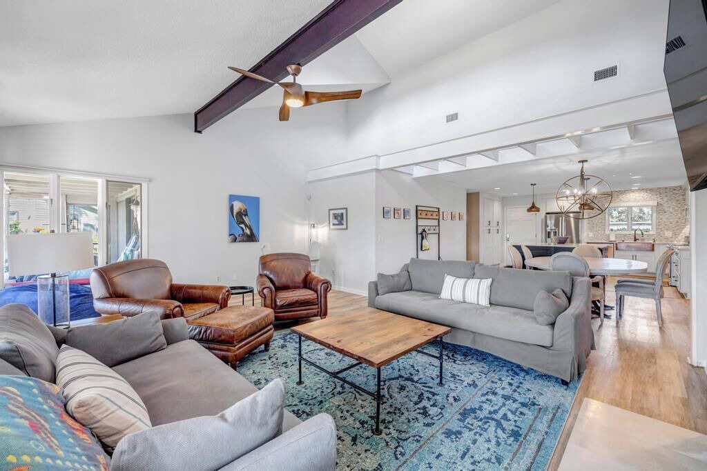 Photo of Livingroom in Sawgrass