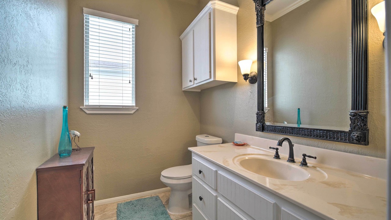 Photo of Bathroom in April Sound