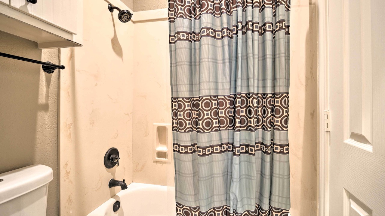Photo of Bathroom in April Sound
