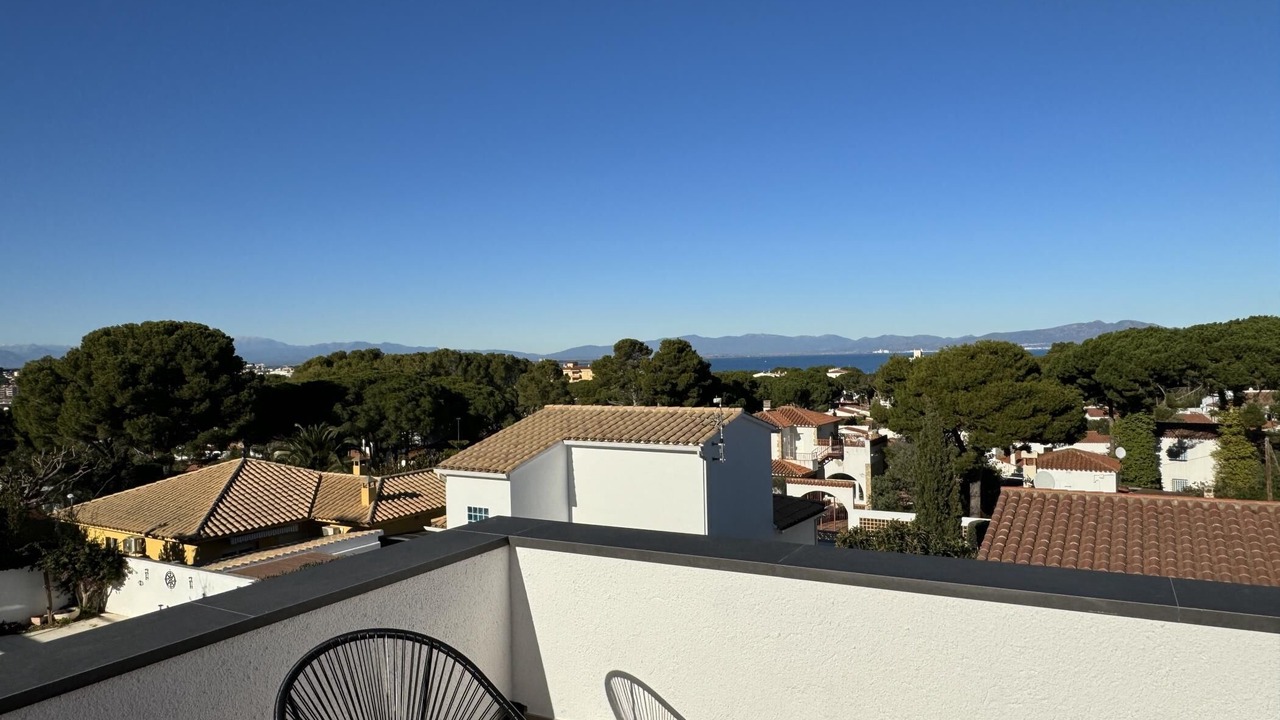 Photo of Patio Balcony in L'Escala
