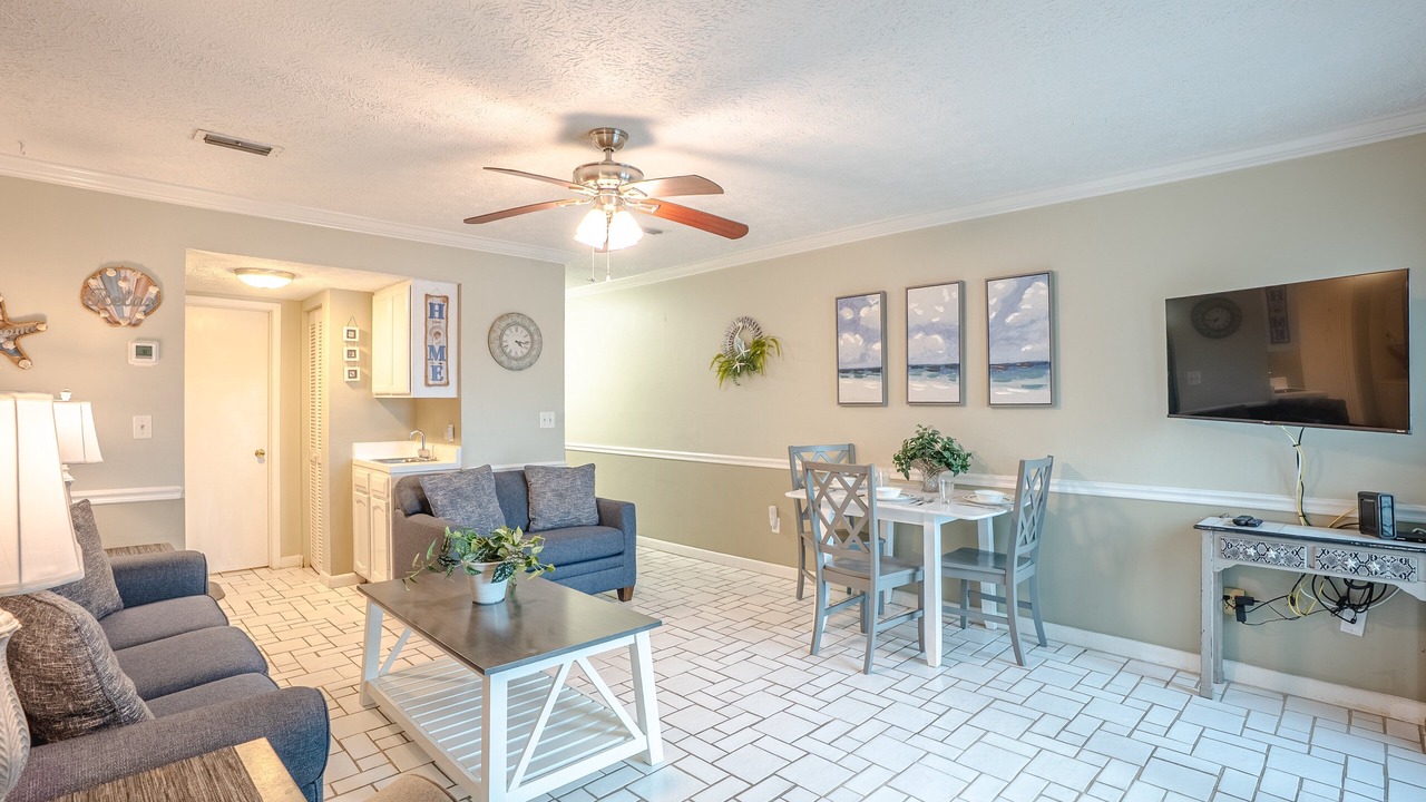 Photo of Livingroom in El Centro Beach