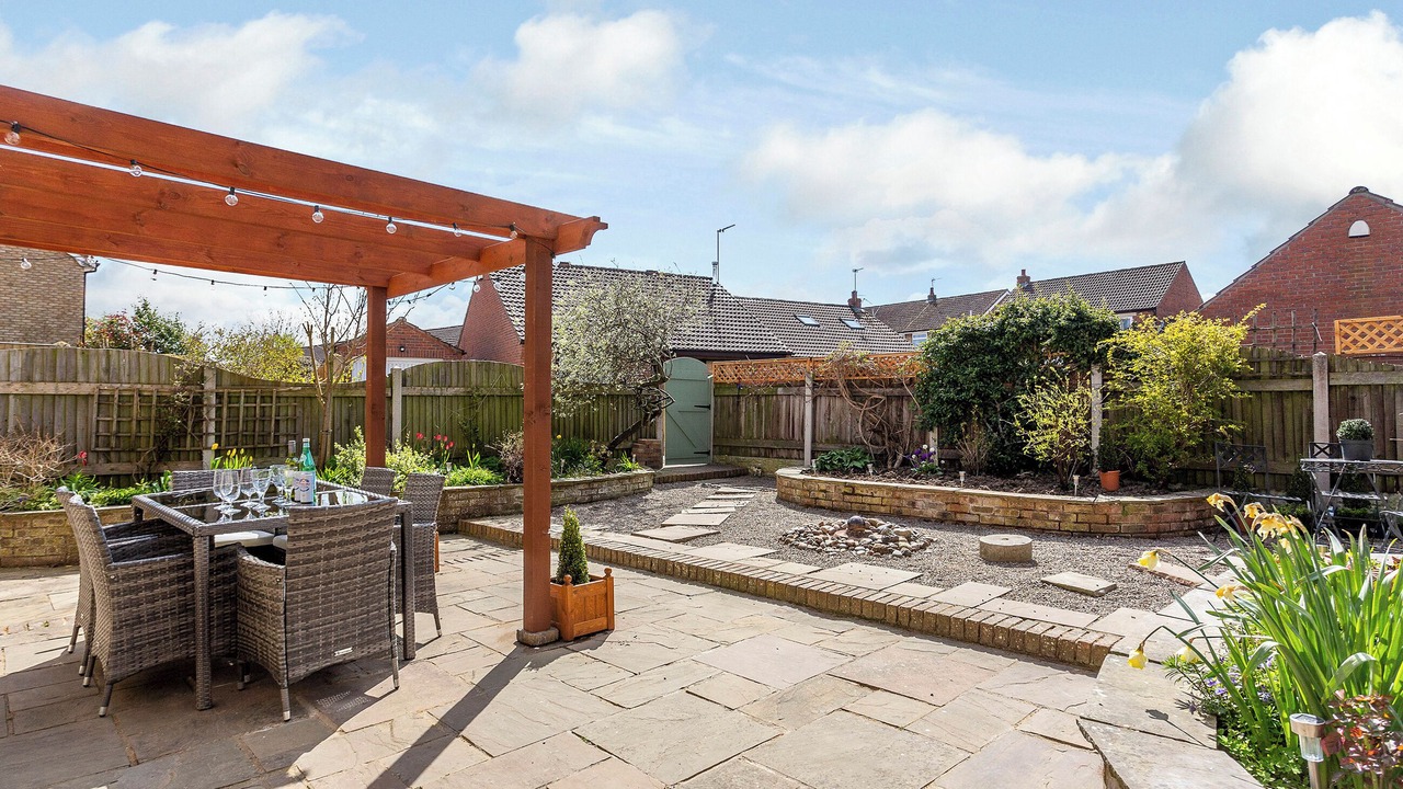 Photo of Outdoor in Pickering