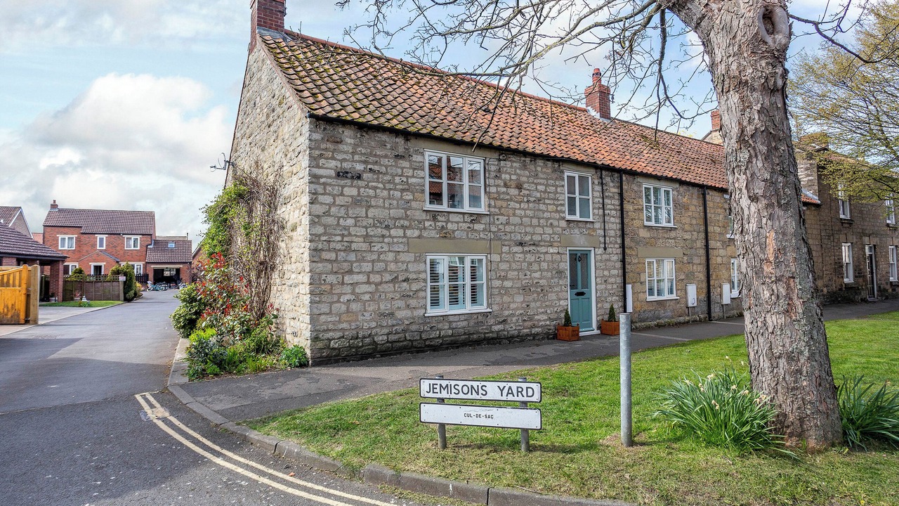 Photo of Outdoor in Pickering