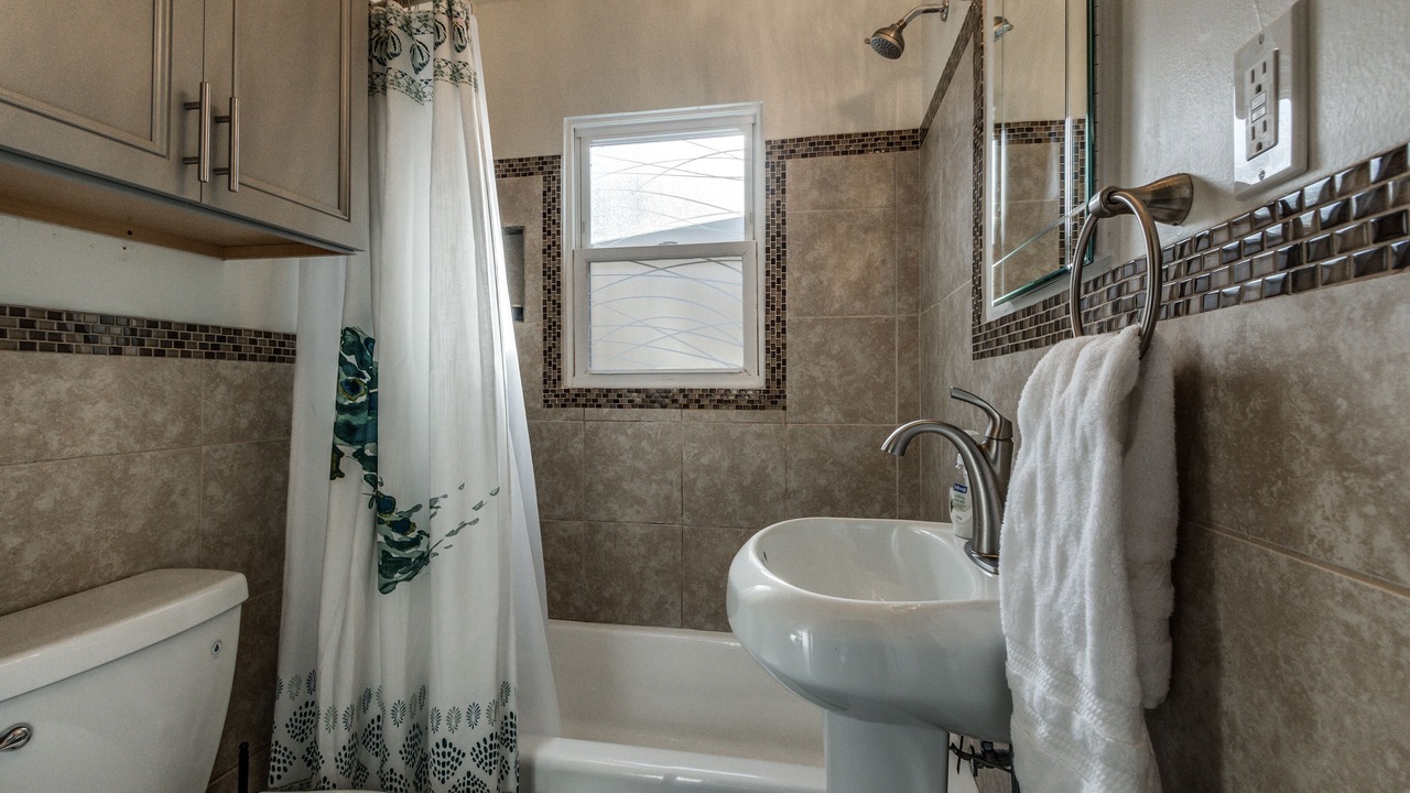 Photo of Bathroom in Central Oklahoma City
