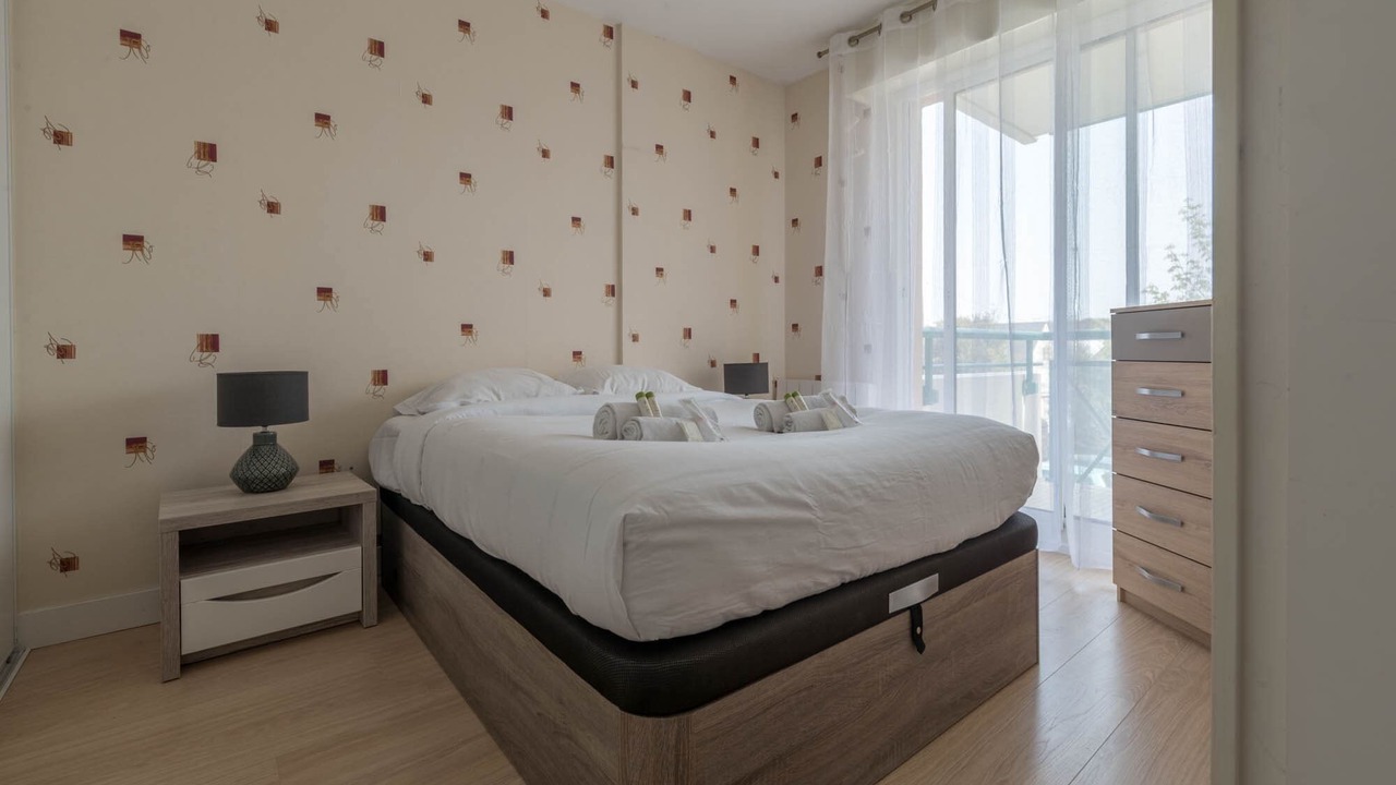 Photo of Bedroom in Saint-Marc-sur-Mer