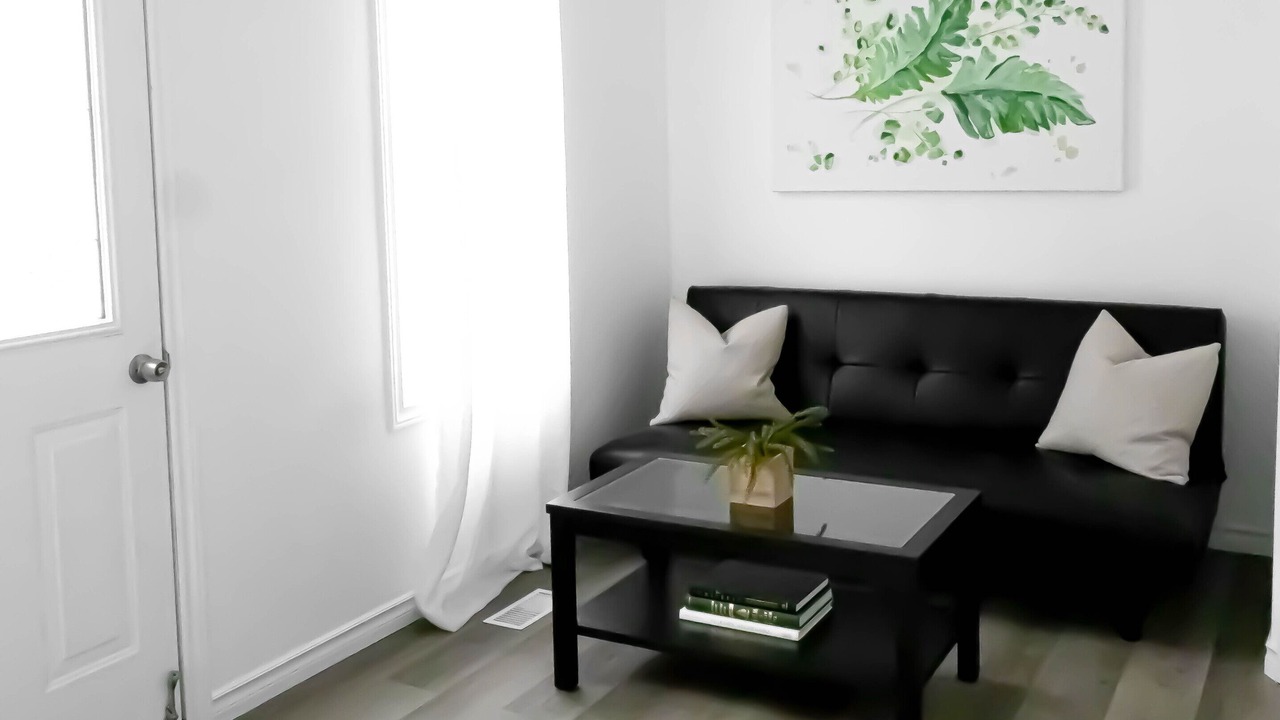 Photo of Bedroom in Amherstburg
