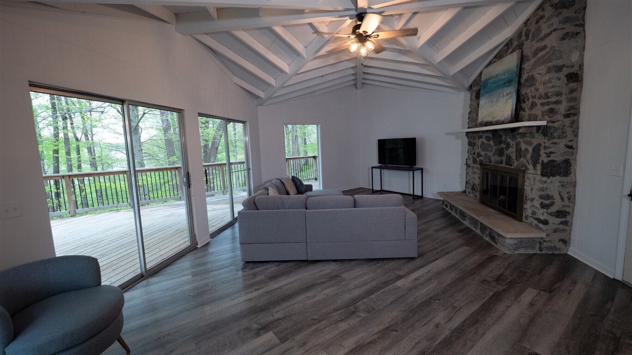 Photo of Livingroom in Eddyville