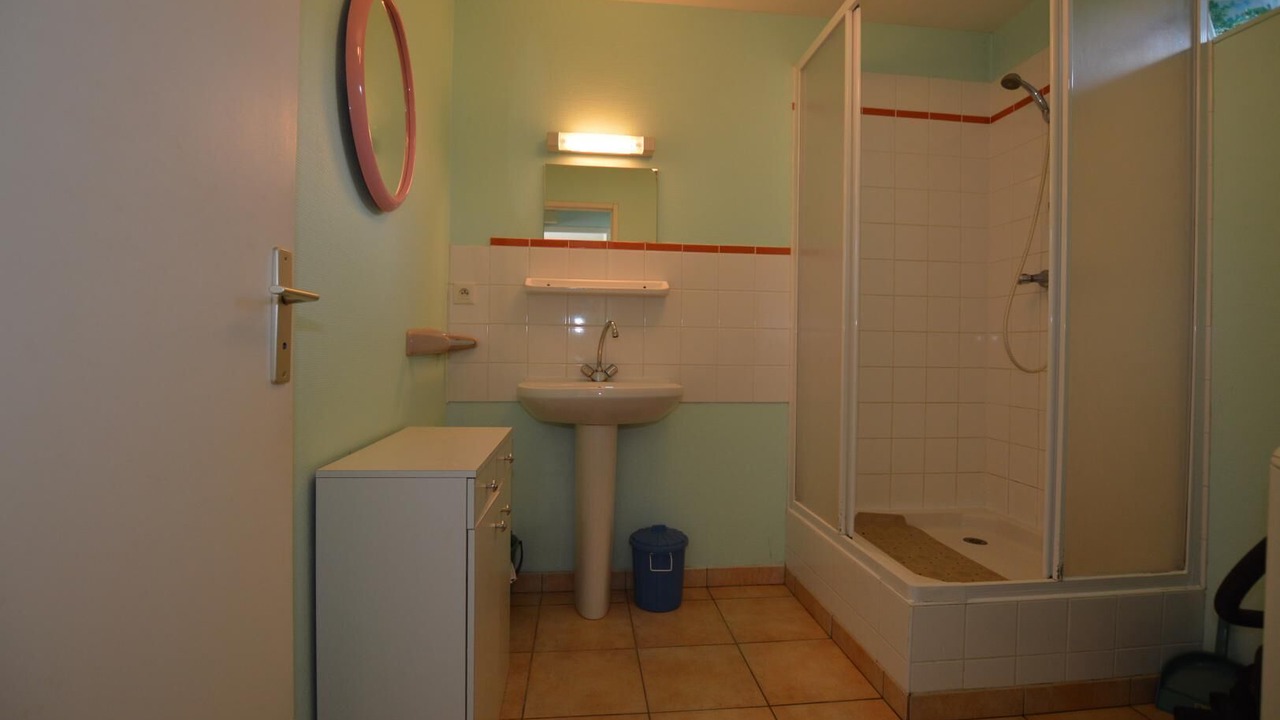Photo of Bathroom in Saint-Jouan-des-Guerets