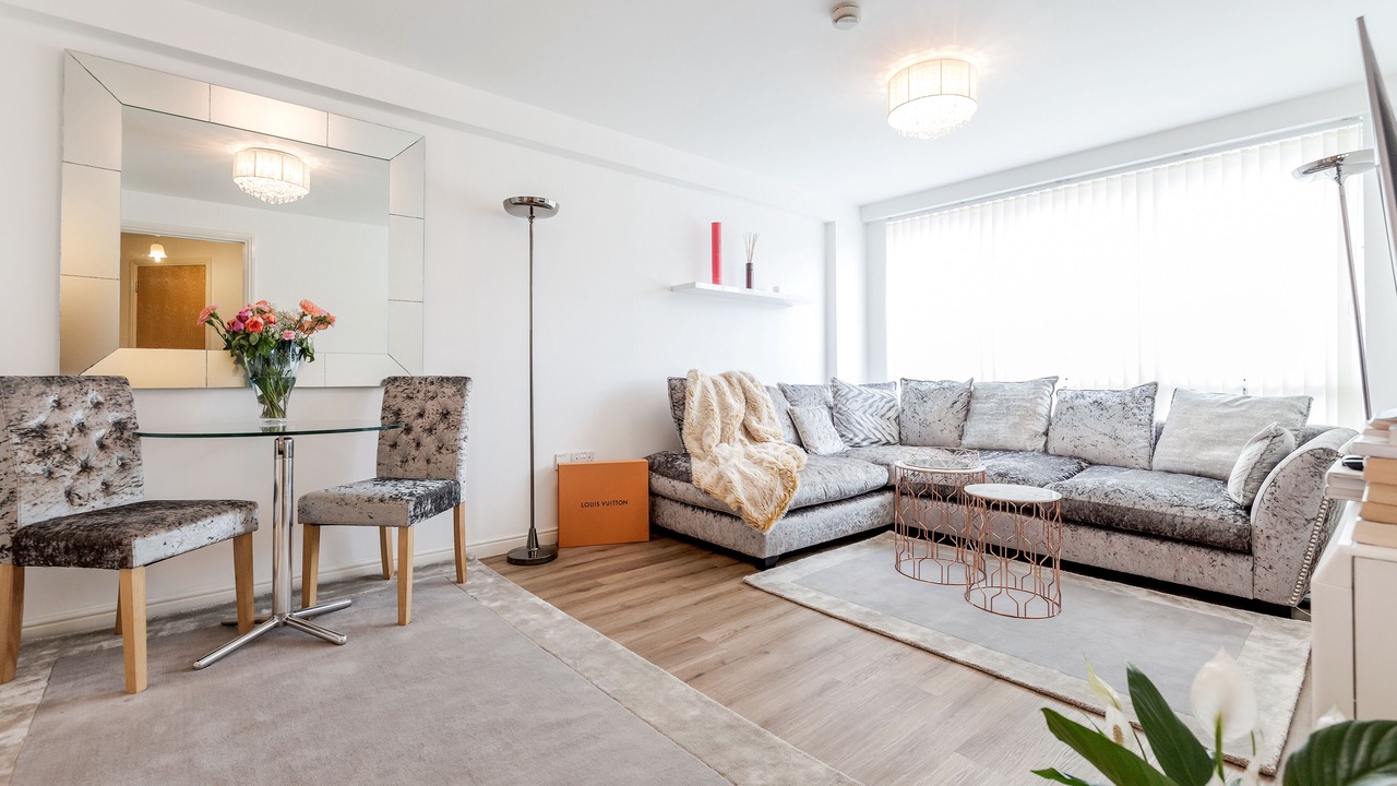 Photo of Livingroom in St. Mary's Park