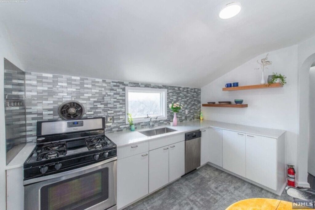 Photo of Kitchen in Fort Lee