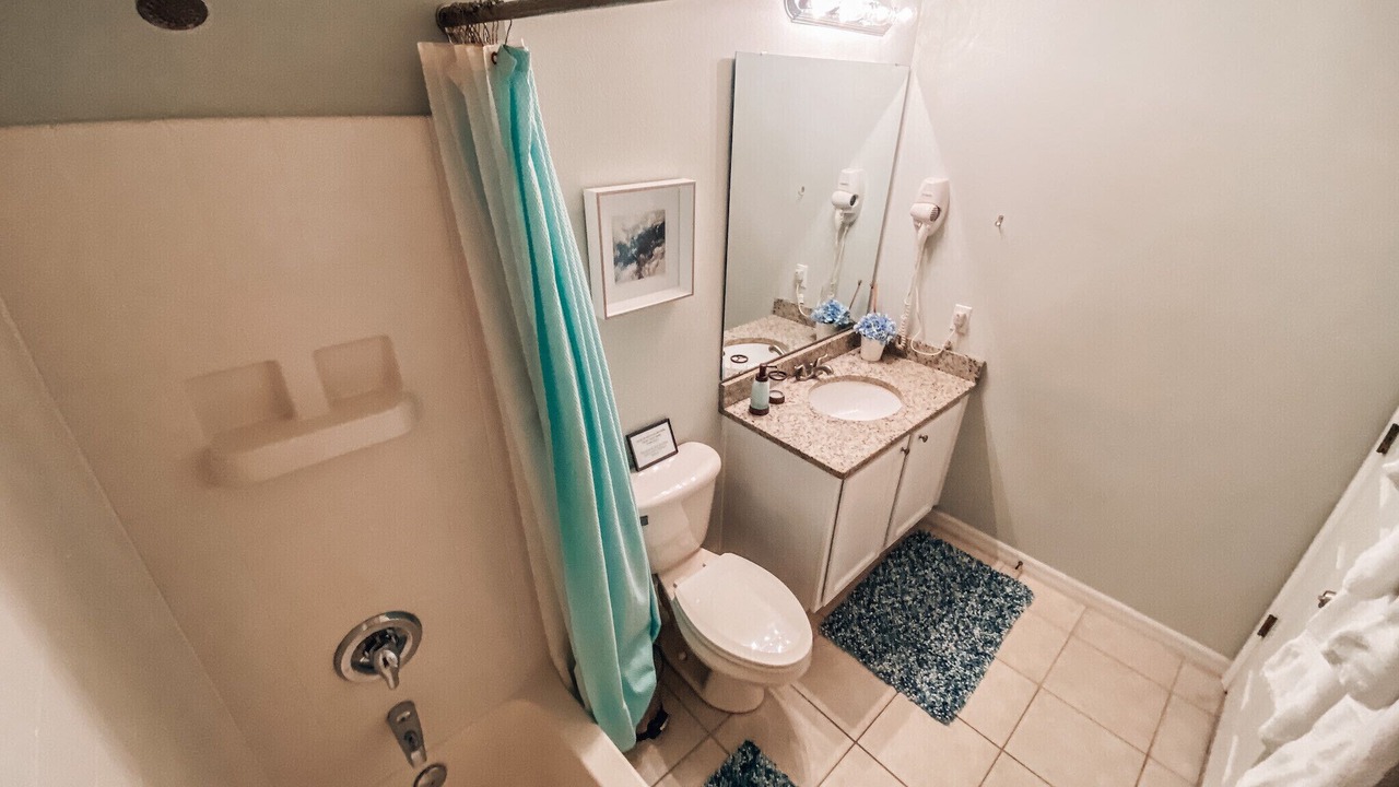 Photo of Bathroom in Sunset Lakes