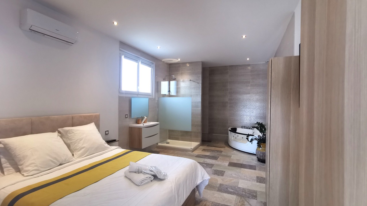 Photo of Bedroom in Saint-Martin-de-Seignanx