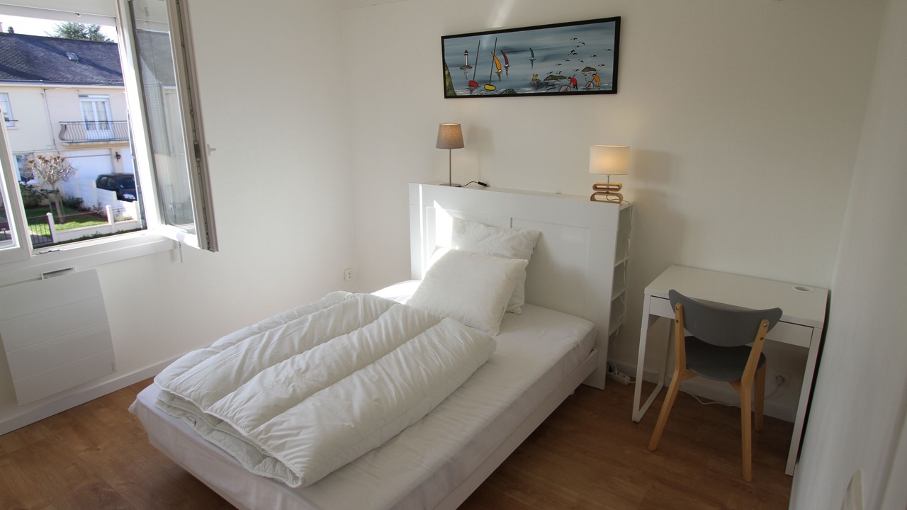 Photo of Bedroom in Saint-Nazaire