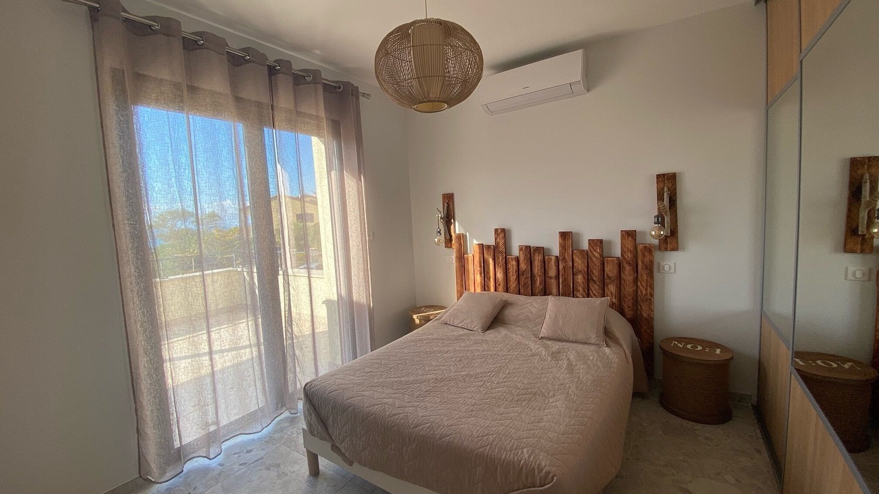 Photo of Bedroom in Olmeto