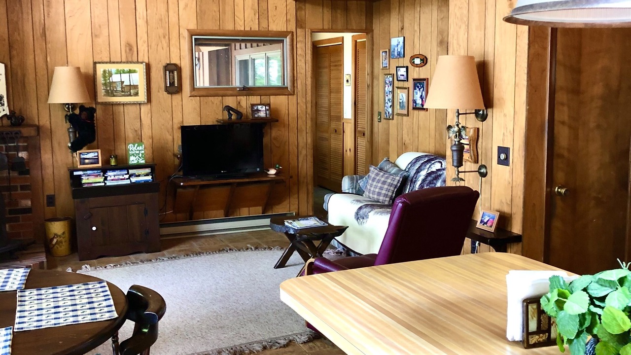 Photo of Bedroom in Long Lake