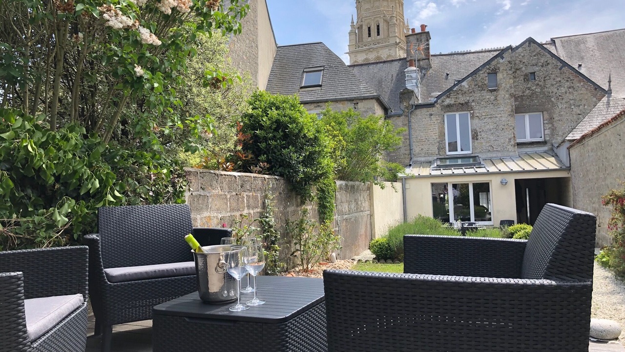 Photo of Patio Balcony in Sainte-Marie-du-Mont