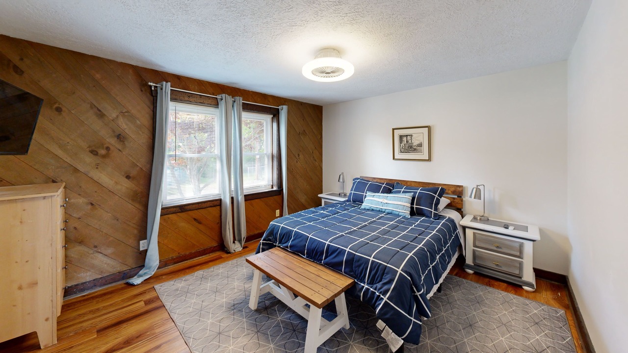 Photo of Bedroom in Webster