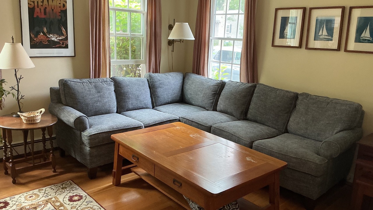Photo of Livingroom in Teaticket