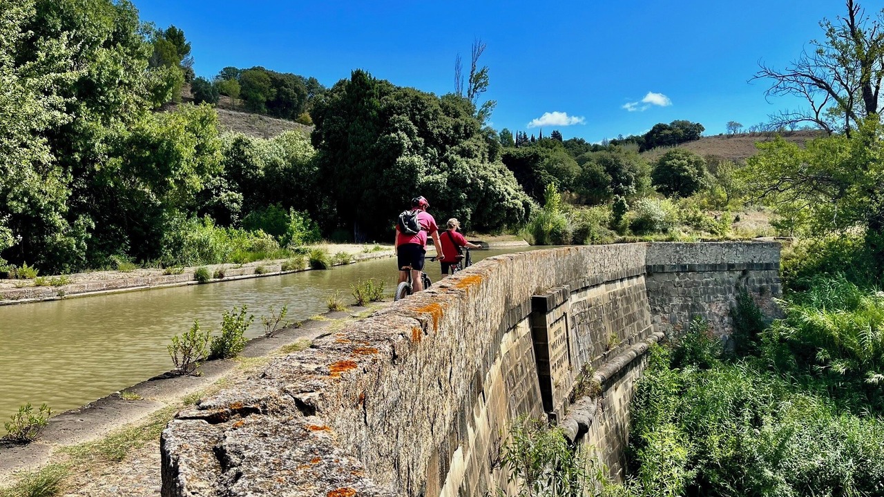 Photo of Others in Montseret