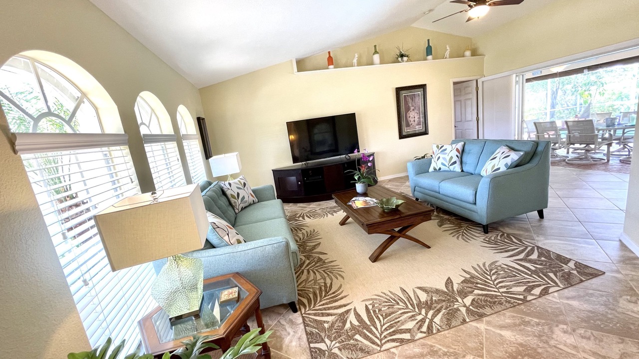 Photo of Livingroom in White Marsh