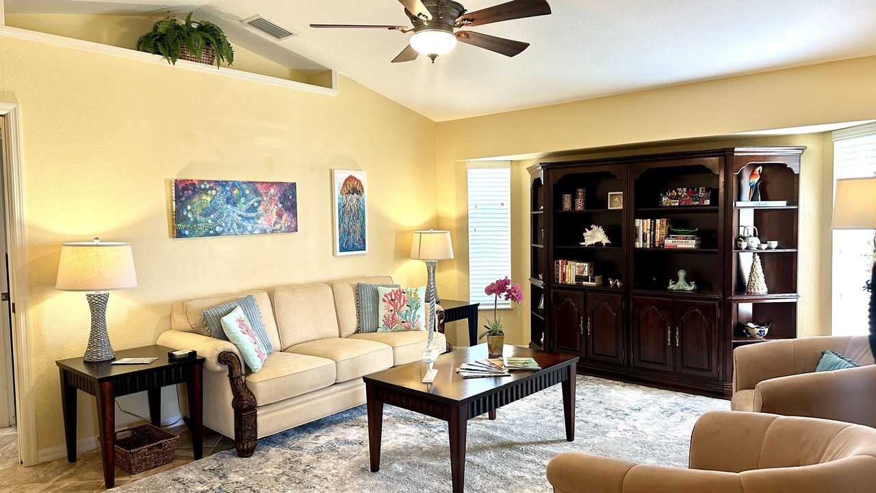 Photo of Livingroom in White Marsh