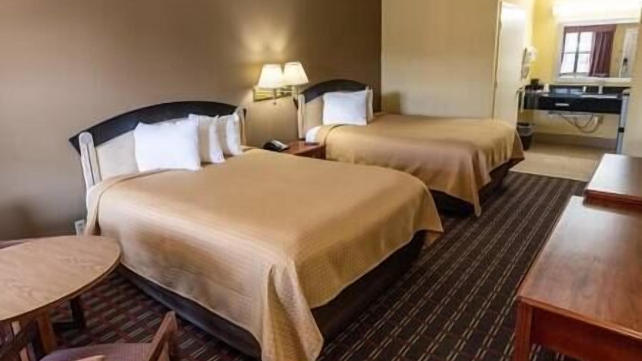 Photo of Bedroom in Hawkinsville