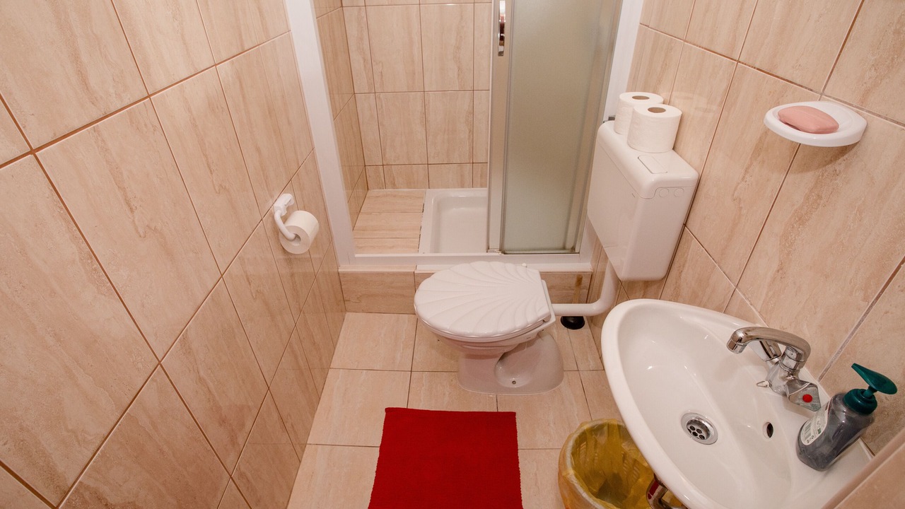 Photo of Bathroom in Palit