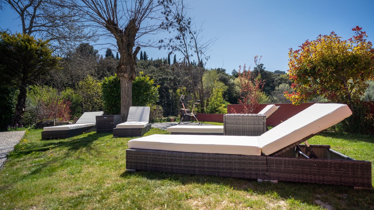 Photo of Outdoor in Tavel