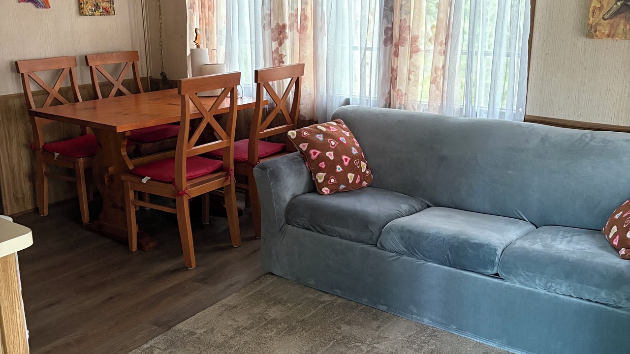 Photo of Livingroom in White Mills