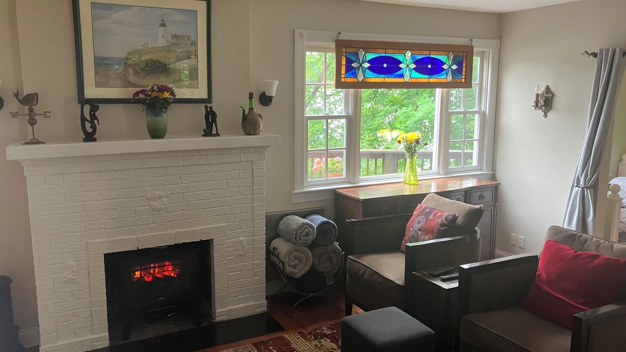 Photo of Livingroom in Elkhorn