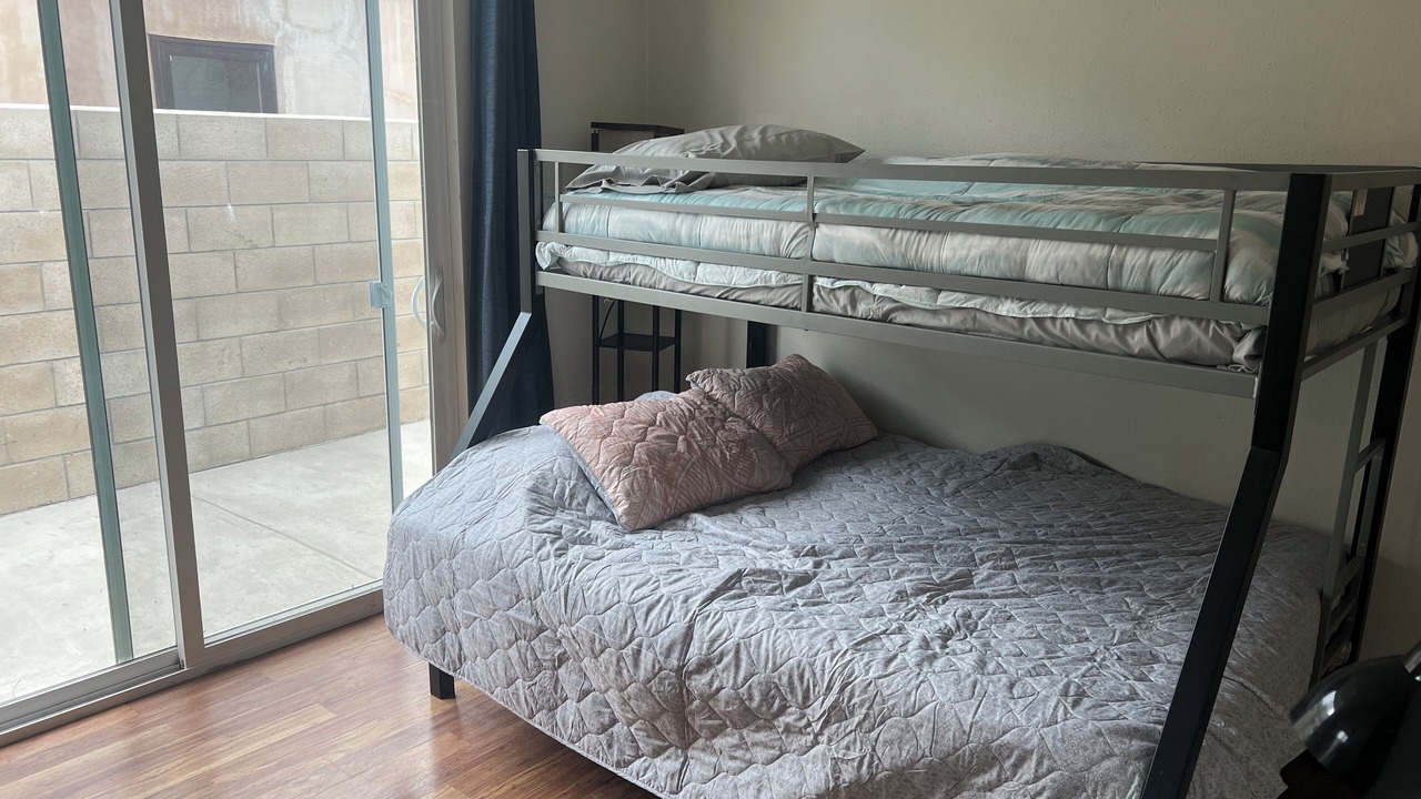 Photo of Bedroom in Huntington Harbour