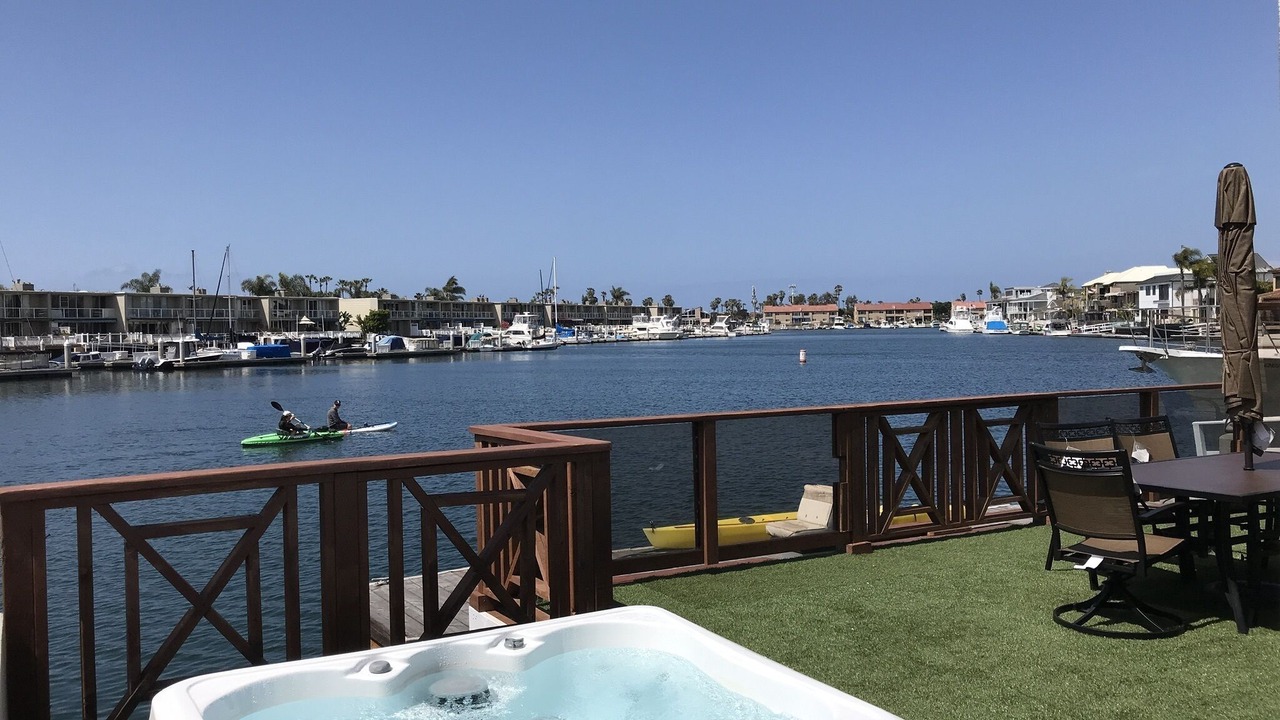 Photo of Patio Balcony in Huntington Harbour