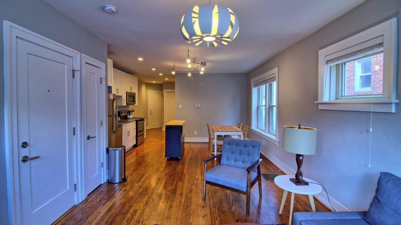 Photo of Livingroom in St. Louis