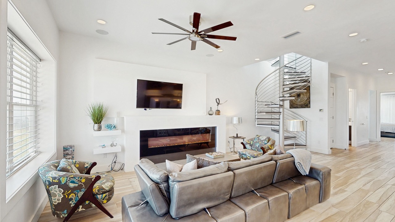 Photo of Livingroom in Corpus Christi