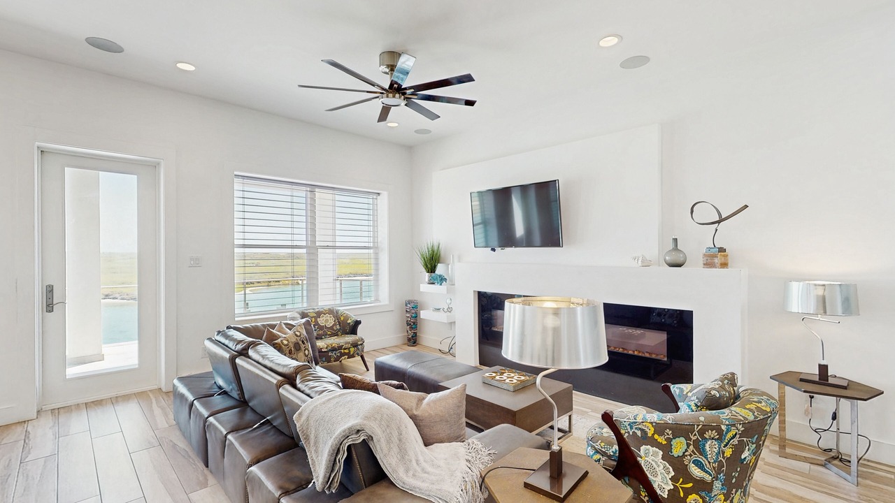 Photo of Livingroom in Corpus Christi