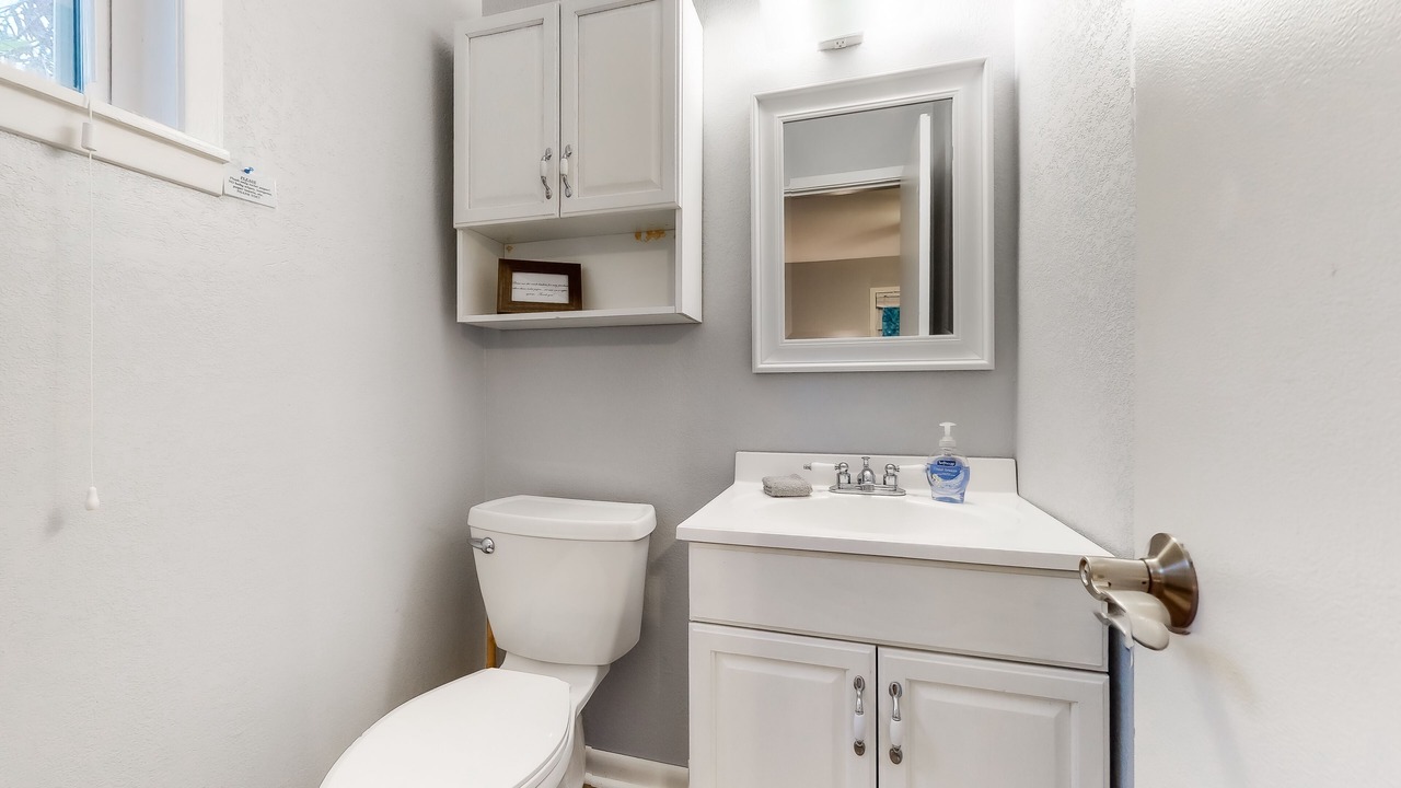 Photo of Bathroom in Kingsland