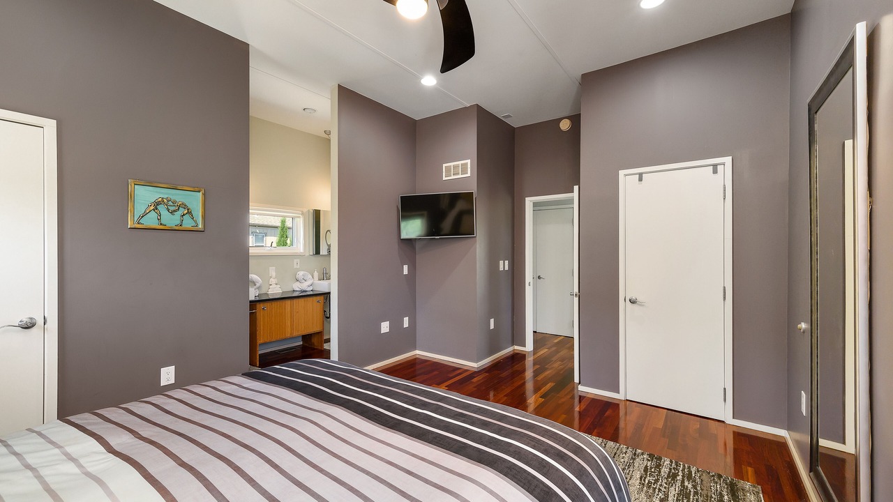 Photo of Bedroom in Westside North