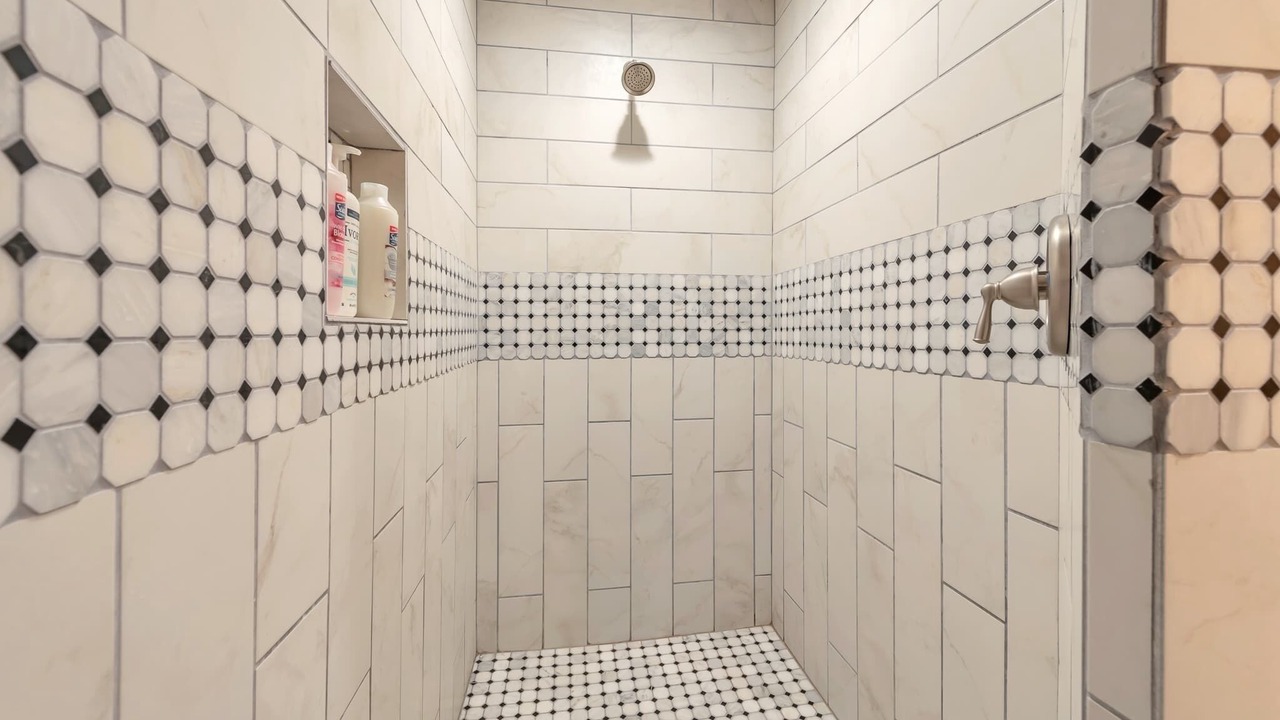 Photo of Bathroom in Rowland