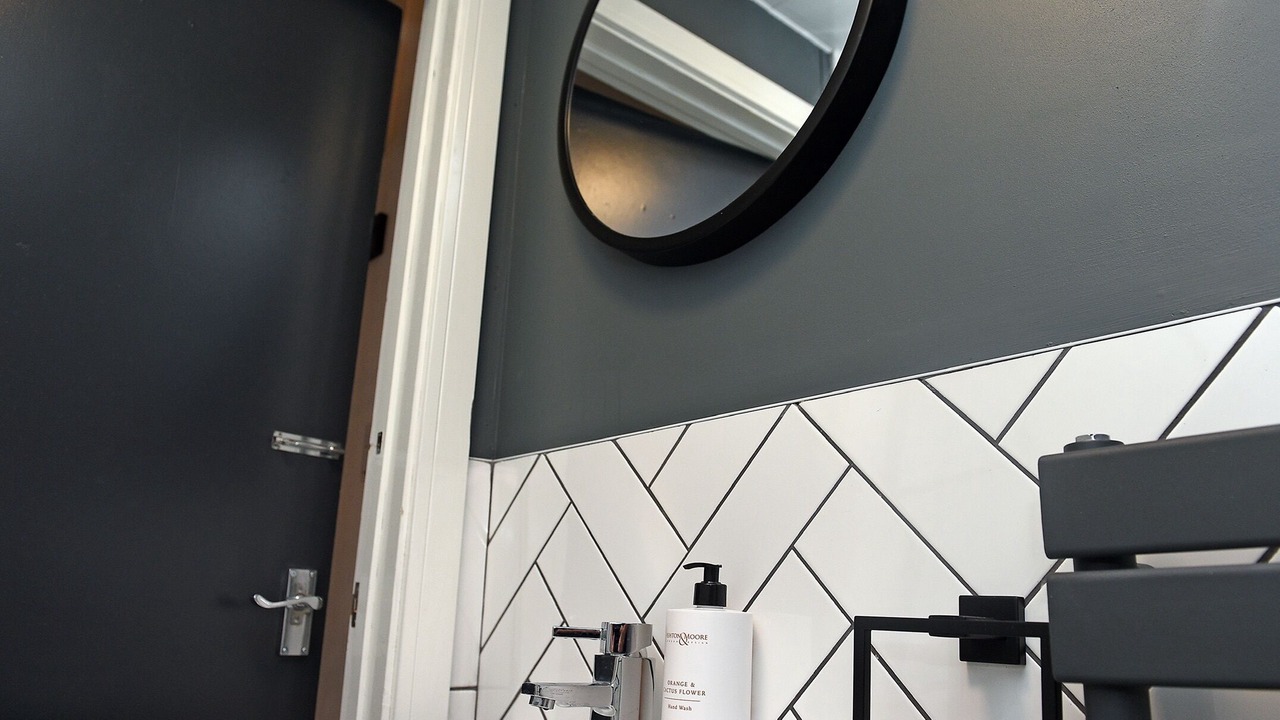 Photo of Bathroom in Cathays