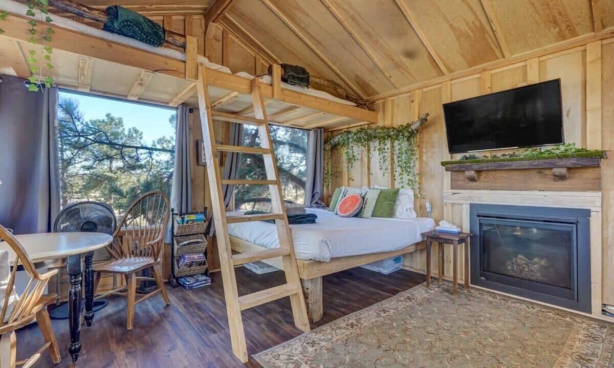 Photo of Bedroom in Larkspur